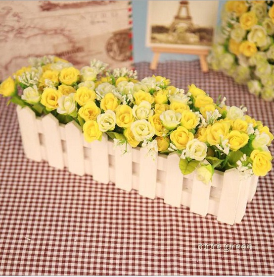 Hoa giả để bàn