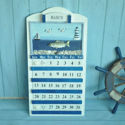 Lịch gỗ treo tường