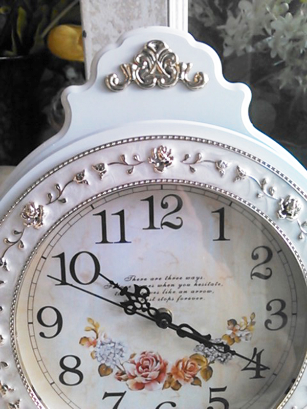 đồng hồ treo tường cổ điển quả lắc 02