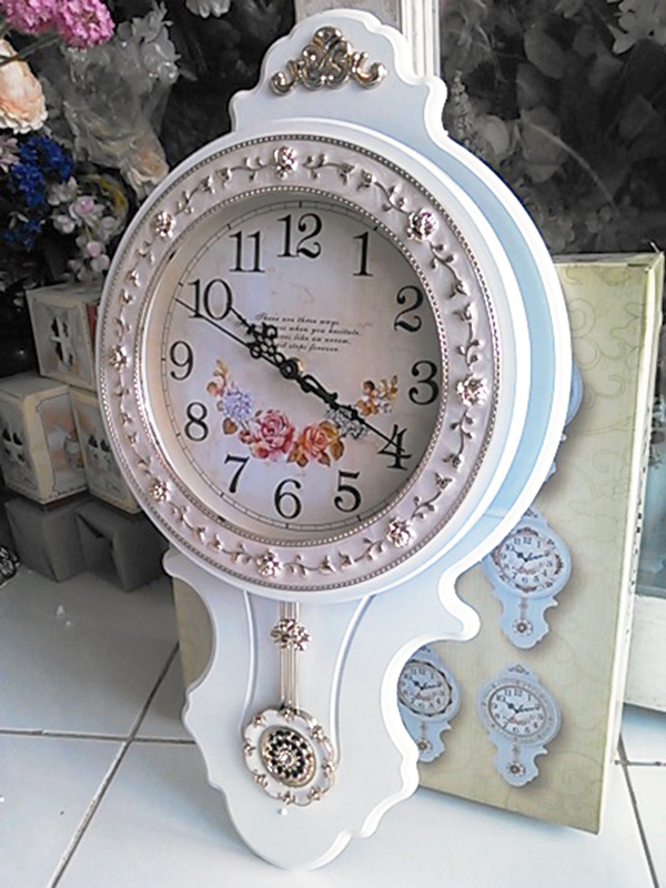 đồng hồ treo tường quả lắc 02, phong cách cổ điển