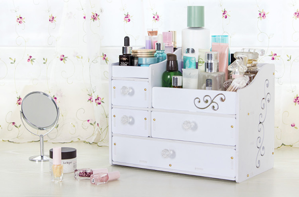 hộp đựng đồ trang sức 4 ngăn trắng